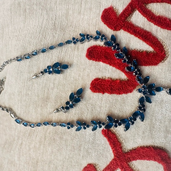 Jewelry Set For Women Wedding Party Cubic Zircon Stud Earrings & Necklace set - Picture 8 of 11